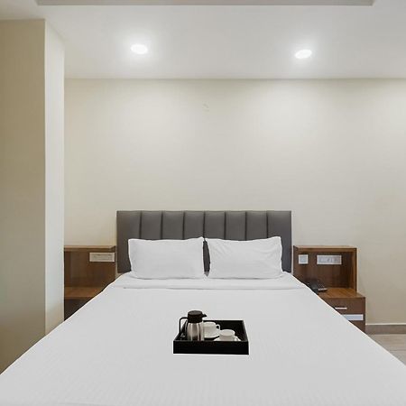 Townhouse Dj Grand Hotel Tirupati Luaran gambar