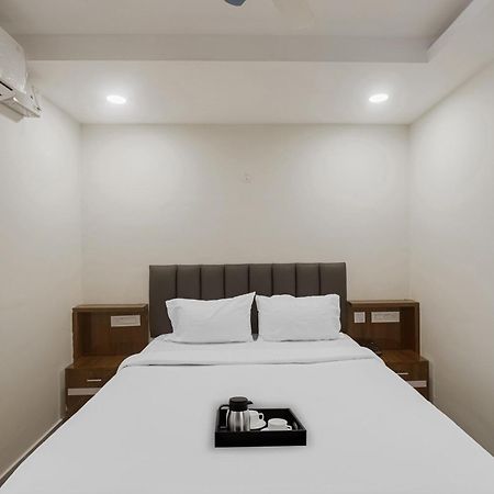 Townhouse Dj Grand Hotel Tirupati Luaran gambar