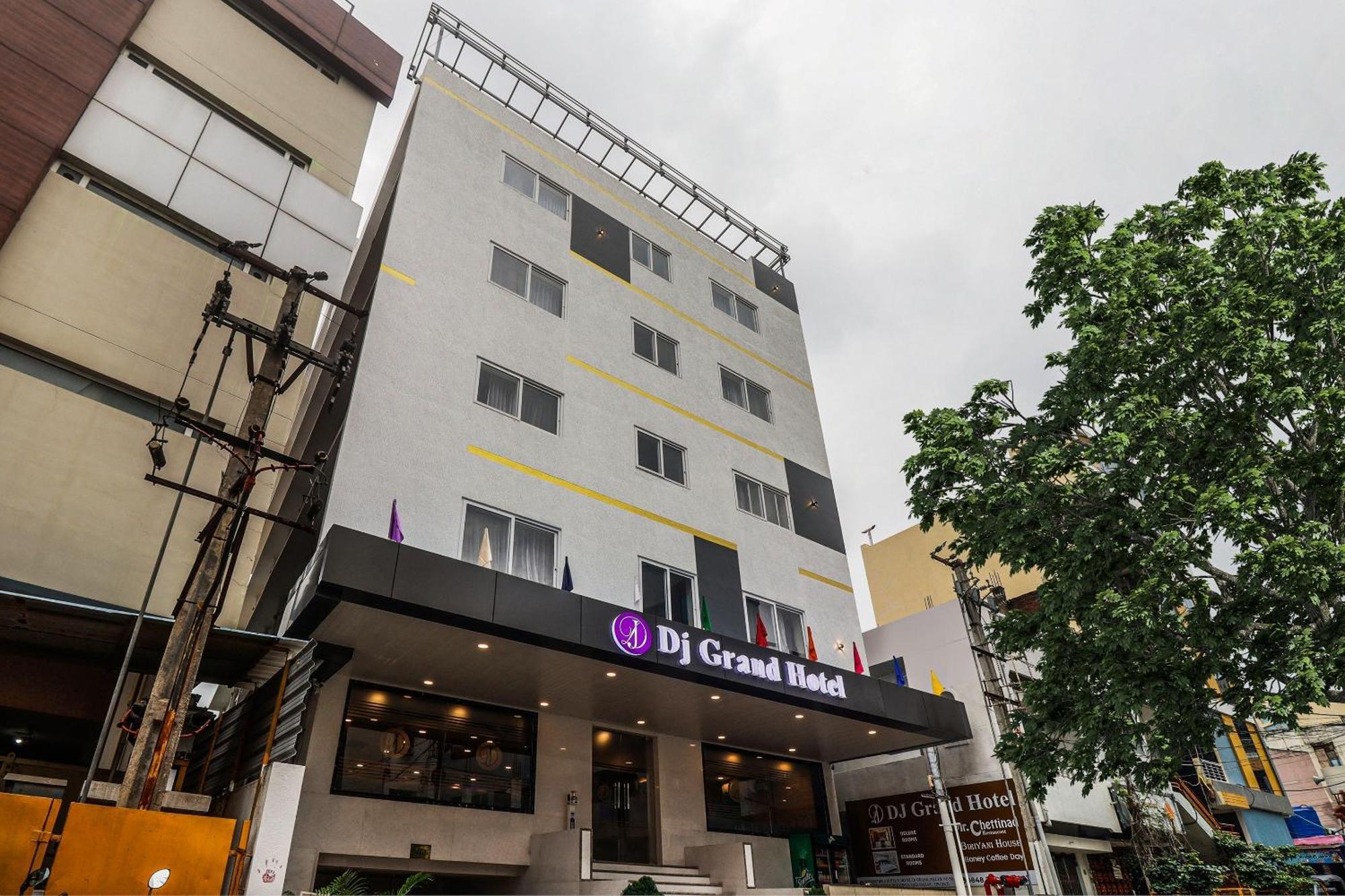 Townhouse Dj Grand Hotel Tirupati Luaran gambar